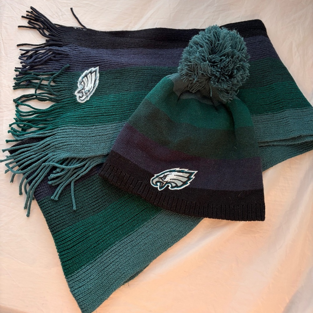 Philadelphia Eagles Football Erin Andrews WEAR Brand Scarf & Hat Set